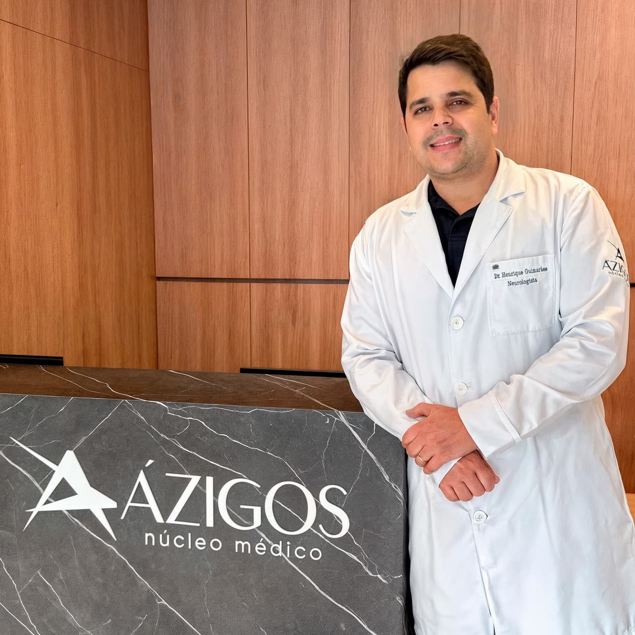 Dr. Henrique Guimarães Pires — Neurologista